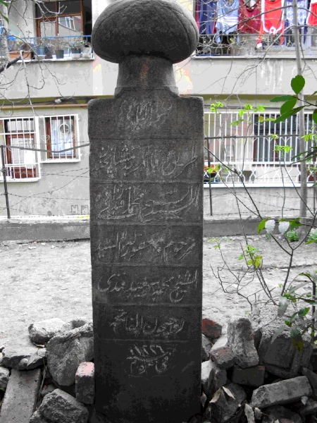 Şeyh Mehmed Saîd Efendi’nin mezar taşı